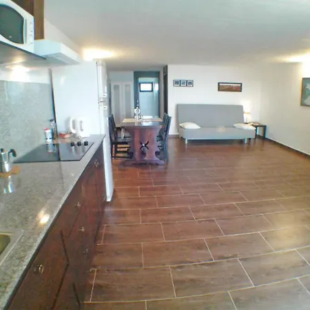 Apartamento Rural Rosso * Tías